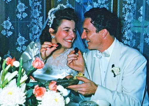 Ruth Fraunfelder marries Dick Buckley, 1950