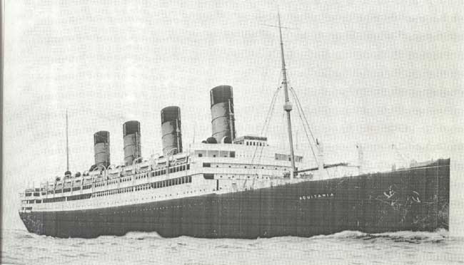 Aquitania, Ship that brought Fraunfelders to New York
